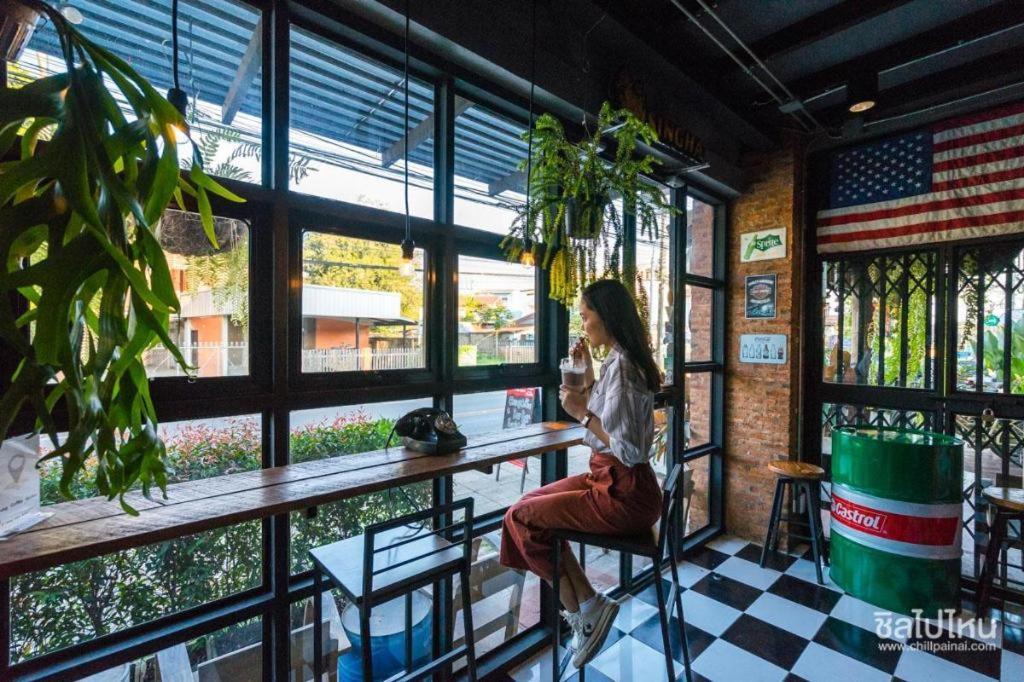 Huen Chang Puek Hotel Nan Exterior photo
