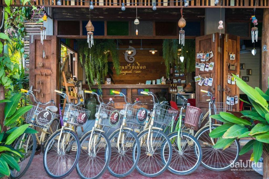 Huen Chang Puek Hotel Nan Exterior photo